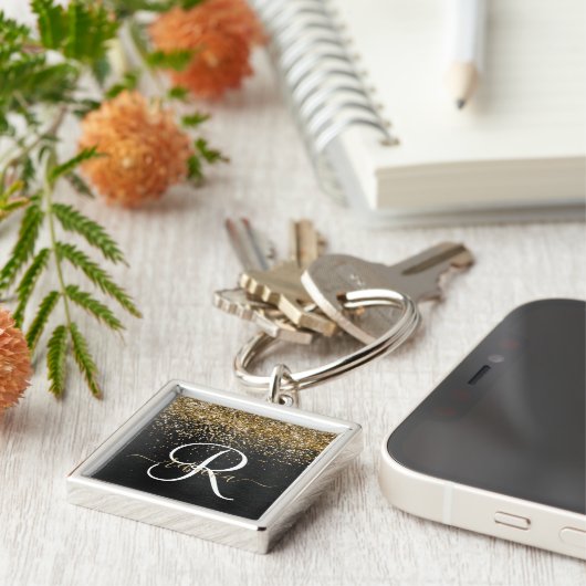 Aangepast goudglitter zwart monogram sleutelhanger (Zijkant)