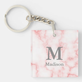 Aangepast grijs monogram en naam op roze marmer sleutelhanger