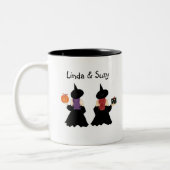 Aangepast, heks, halloween tweekleurige koffiemok (Links)