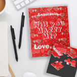 Aangepast huwelijksvoorstel wil je met me trouwen legpuzzel<br><div class="desc">Volg je hart en doe een verrassend schattig voorstel aan je vriendin om je hele leven een stokje te steken! Volledig aanpasbare berichttekst romantisch geschenk op een prachtig levendig ruby rood, licht grijs en wit patroon met doedellakharten en kersenbloesems met zijn en haar namen die de vraag opwerpen: "Wil je...</div>