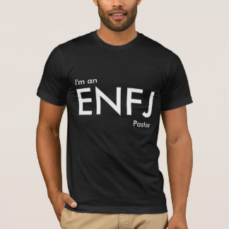 Aangepast I als een ENFJ-pastor - Type persoonlijk T-shirt