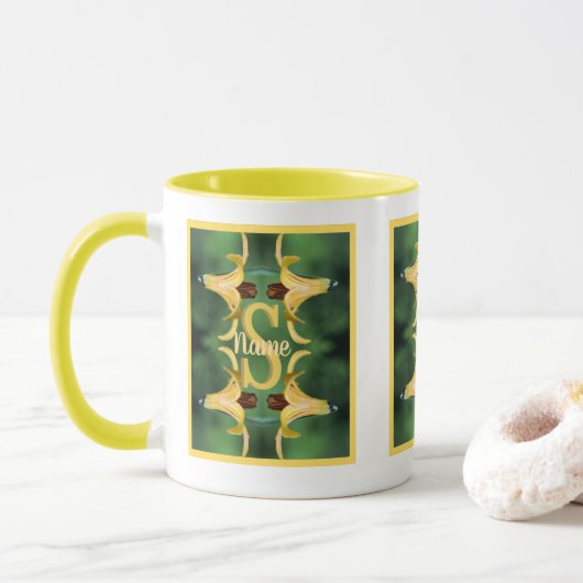 Aangepast initiaal monogram naam Wilde Lelie Kunst Mok (Met donut)
