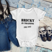 Aangepast jaar "Bricky in Training" Funny Bricklay Romper