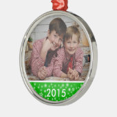 Aangepast jaar Fotoversiering Snowflakes Green Metalen Ornament (Links)