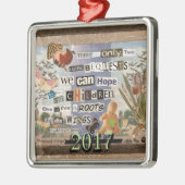 Aangepast jaar voor wortels en ringen metalen ornament (Links)