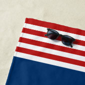 Aangepast keukenanker op rode en witte strepen strandlaken (In situ)