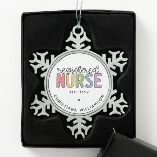 Aangepast kleurrijk geregistreerd zurenRN Afstuder Tin Sneeuwvlok Ornament