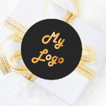 Aangepast logo afbeelding zwart goud ronde sticker<br><div class="desc">Voeg je eigen zakelijke logo toe. Zwarte achtergrond. Ideaal om uw bedrijf en merk te promoten</div>