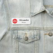 Aangepast logo bedrijf medewerker naamplaatje (In situ)
