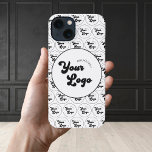 Aangepast Logo voor bedrijven — zwart/wit iPhone 13 Hoesje<br><div class="desc">Promoot uw merk met deze aangepaste iPhone-hoes met een zwart-wit herhalend logo-patroon. Perfect voor corporate branding, promotionele swag, relatiegeschenken of gebruik door medewerkers, deze moderne minimalistische telefoonhoes combineert stijl met professionaliteit. Voeg uw bedrijf logo toe aan creëer, een accessoire met een eigen merk dat uw bedrijf elke dag zichtbaar houdt....</div>