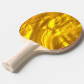 Aangepast Man op maat met een gulden Tafeltennisbatje (Voorkant Gekanteld)