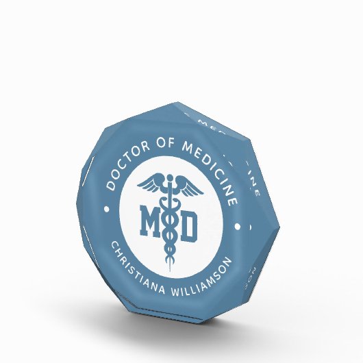 Aangepast MD Doctor in de Afstuderen van de Medici Fotoblokken (Rechts)