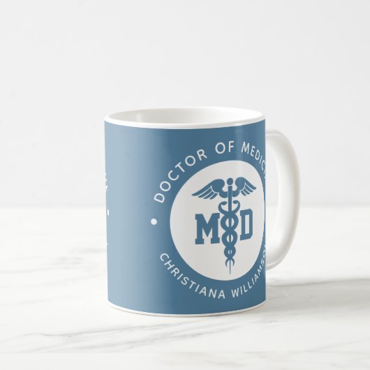 Aangepast MD Doctor in de Afstuderen van de Medici Koffiemok (Voorkant rechts)