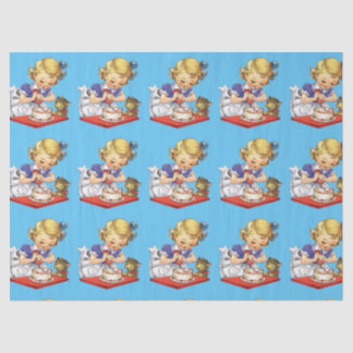 Aangepast  meisje die een taart bakken tissuepapier