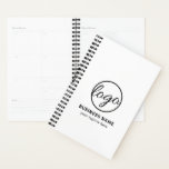 Aangepast merk Enterprise Promotion Logo Business Planner<br><div class="desc">De zwarte en witte bedrijfsplanner van de douane met een minimalistisch ontwerp met uw logo samen met twee lijnen van tekst. Deze eenvoudige douaneplanners zijn groot om als cliëntgiften of als promotionele punten te geven / wegen voor collectieve gebeurtenissen of handels shows te geven.</div>