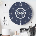Aangepast merk voor Logo voor speciale acties Ronde Klok<br><div class="desc">Voeg uw aangepaste zakelijke logo toe aan een unieke muurklok creëer. Maakt een groot promotioneel cadeau voor klanten,  verkopers,  werknemers of andere speciale mensen. Kies uit verschillende klokvormen en -grootten. Geen minimumhoeveelheid,  geen installatiekosten.</div>