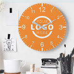 Aangepast merk voor Logo voor speciale acties Ronde Klok<br><div class="desc">Voeg uw aangepaste zakelijke logo toe aan een unieke muurklok creëer. Maakt een groot promotioneel cadeau voor klanten,  verkopers,  werknemers of andere speciale mensen. Kies uit verschillende klokvormen en -grootten. Geen minimumhoeveelheid,  geen installatiekosten.</div>