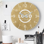 Aangepast merk voor Logo voor speciale acties Ronde Klok<br><div class="desc">Voeg uw aangepaste zakelijke logo toe aan een unieke muurklok creëer. Maakt een groot promotioneel cadeau voor klanten,  verkopers,  werknemers of andere speciale mensen. Kies uit verschillende klokvormen en -grootten. Geen minimumhoeveelheid,  geen installatiekosten.</div>