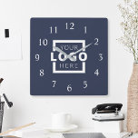 Aangepast merk voor Logo voor speciale acties Vierkante Klok<br><div class="desc">Voeg uw aangepaste zakelijke logo toe aan een unieke muurklok creëer. Maakt een groot promotioneel cadeau voor klanten,  verkopers,  werknemers of andere speciale mensen. Kies uit verschillende klokvormen en -grootten. Geen minimumhoeveelheid,  geen installatiekosten.</div>