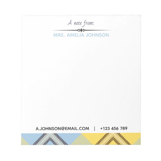 Aangepast modern script naam E-mail Tel Pset Tarta Notitieblok (Voorkant)