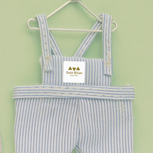 Aangepast modern strijklabel op kleding labels
