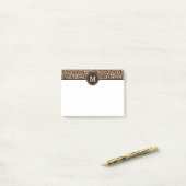 Aangepast monogram afdrukken in bruin en luipaard post-it® notes (Op bureau)