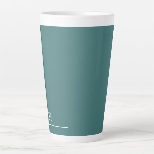 Aangepast monogram, blauw-groen blauwgroen latte mok (Voorkant)