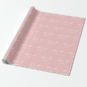 Aangepast Monogram Datum Patroon Zachte Roze Roos Cadeaupapier (Uitgerold)