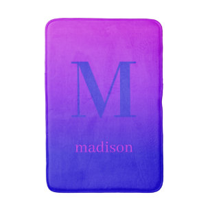 Aangepast monogram en naam Roze naar blauwe gradië Badmat