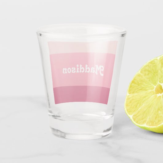 Aangepast monogram, felroze retro typografie shot glas (Achterkant)