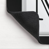 Aangepast monogram gedrukt. Zwart en Bleek grijs. Muismat (Hoek)