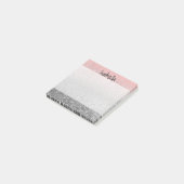 Aangepast monogram glitter shine roze post-it® notes (Schuin)