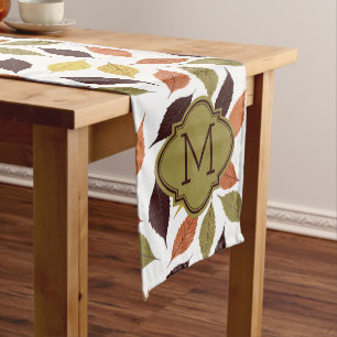 Aangepast monogram herfst Leafs Patroon Medium Tafelloper