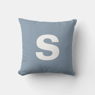 Aangepast Monogram Initiaal Dusty Blue Kussen
