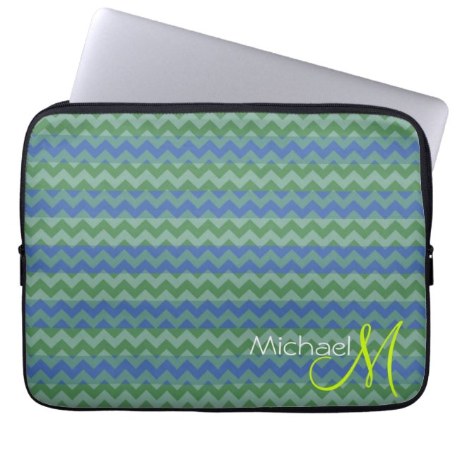 Aangepast Monogram Mintgroene Chevron Zigzag Laptop Sleeve (Voorkant)