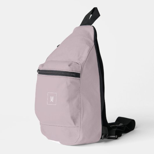 Aangepast monogram, moderne mauve sling bag (Rechterhoek)
