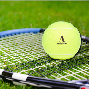Aangepast monogram & naam tennisballen