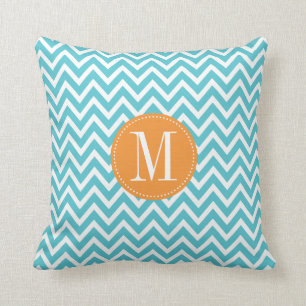 Aangepast monogram Oranje en blauw Chevron Kussen