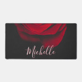 Aangepast monogram rode roze foto zwart bureaumat (Voorkant)