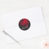 Aangepast monogram rode roze  foto zwart ronde sticker (Envelop)