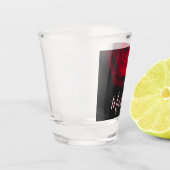 Aangepast monogram rode roze  foto zwart shot glas (Links)