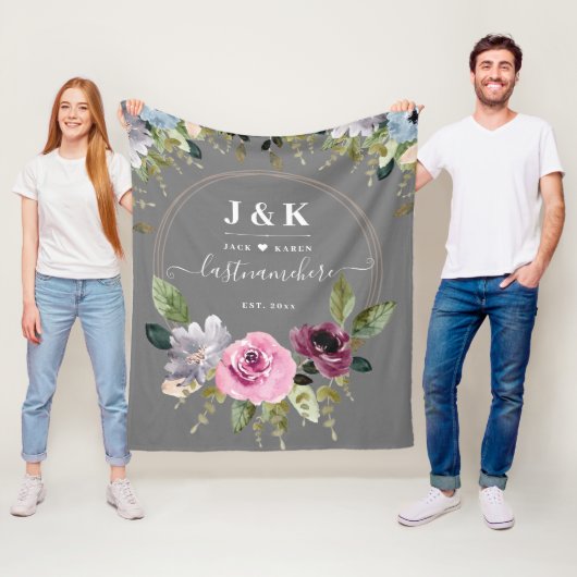 Aangepast monogram roze en Bourgogne Blush Fleece Deken (In situ)