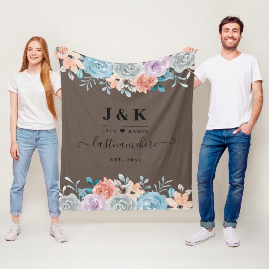 Aangepast monogram roze en Bourgogne Blush Fleece Deken (In situ)