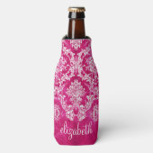Aangepast monogram van het Hot Pink Grunge Damask Flesjeskoeler (Fles Voorkant)
