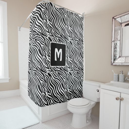Aangepast monogram zebra patroon douchegordijn (In situ)