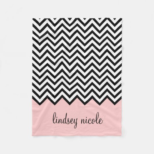 Aangepast monogram zwart-wit en roze Chevron Fleece Deken (Voorkant)