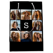 Aangepast monogram zwart-wit fotocollage medium cadeauzakje (Voorkant)
