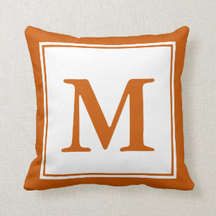 Aangepast Monogrammed White en Burnt Oranje Kussen