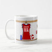 Aangepast netball Uniform Red met blauw en wit Koffiemok (Links)