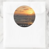 Aangepast ontwerp met uw eigen foto en Jouw tekst Ronde Sticker (Tas)